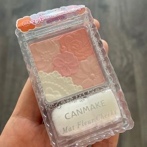 japanese cosmetic canmake flower mat fleur cheeks